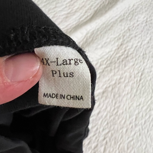 Women's Pencil Skirt with Stretch - Picture 2 of 2